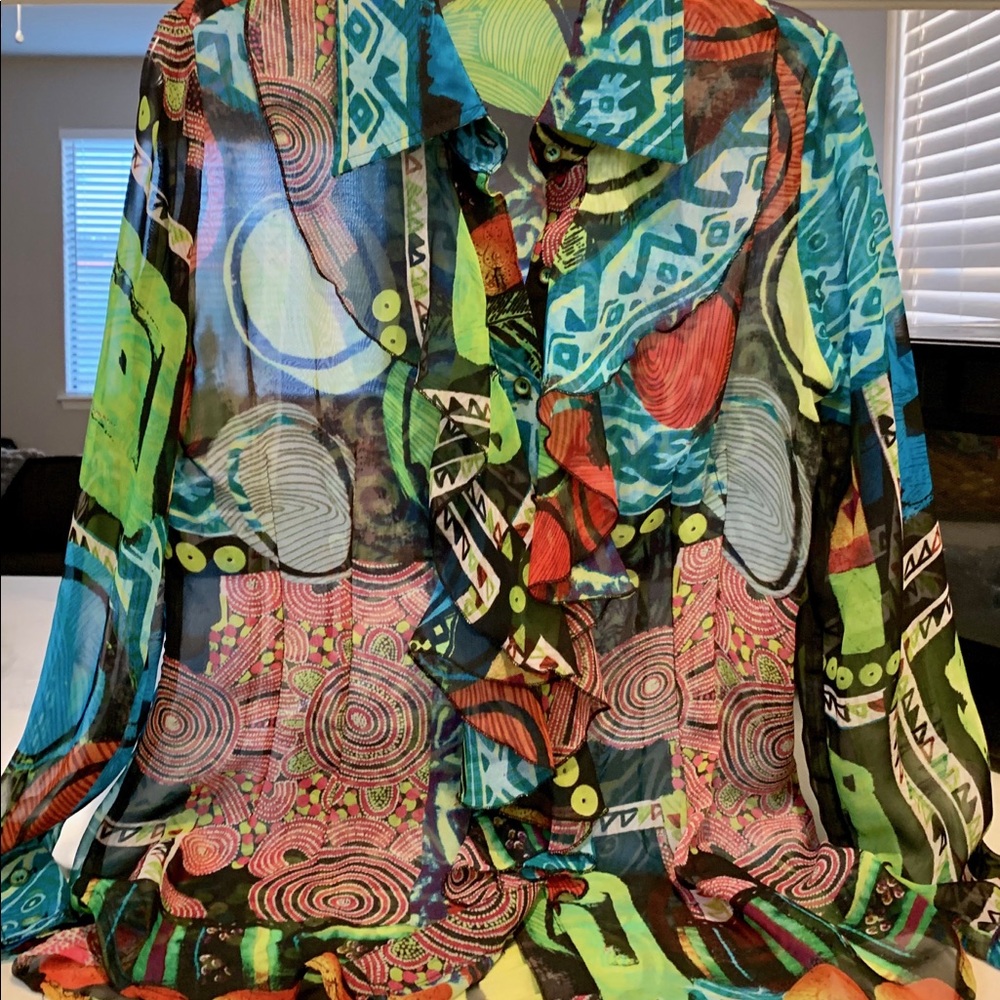 Mesmerize Button-up Ruffled Blouse M - Picture 2 of 6